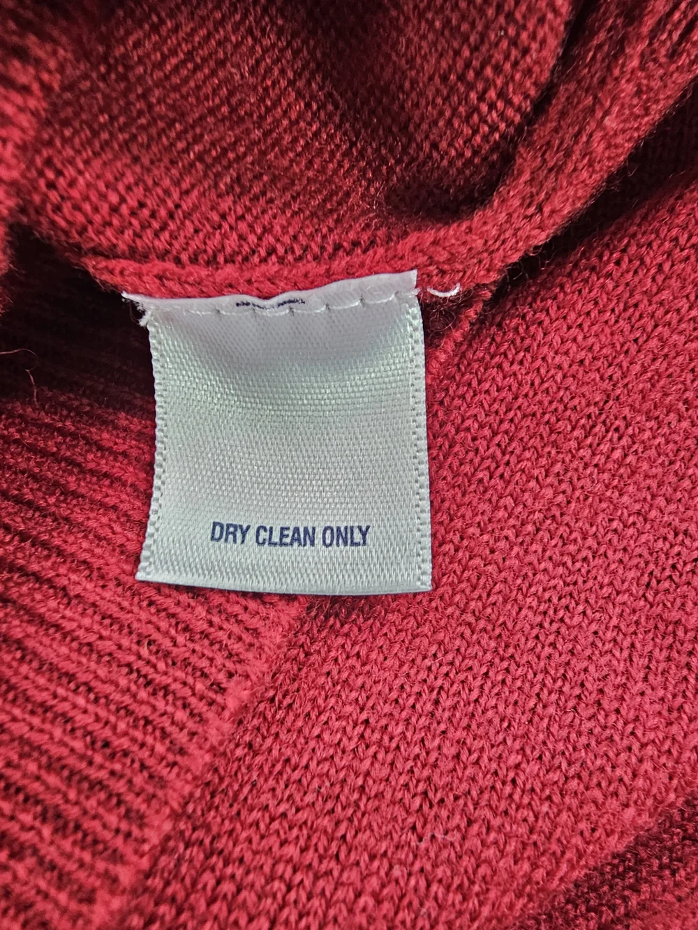 Club Room Sweater Vest 100% Estate Merino Wool Men's Medium Red‎ Soft Luxury